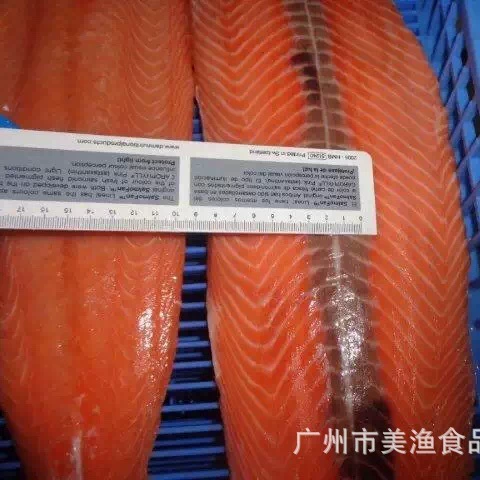 [Не сашими] Замороженный цельный замороженный стейк из чилийского норвежского лосося около 30 кг/шт.