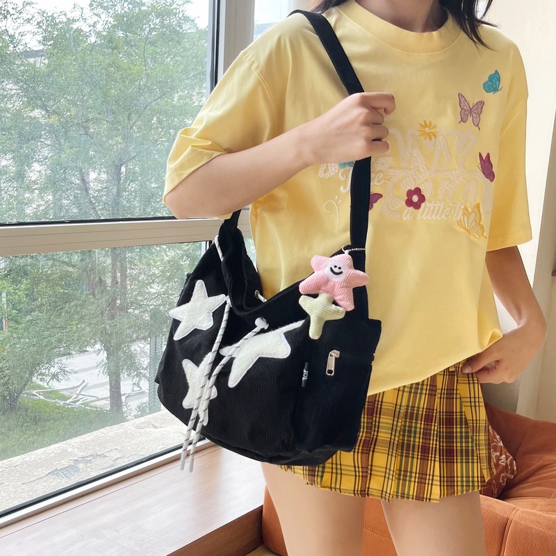 新しいショルダーバッグかわいいデザインスター学生大容量レディースバッグ春と夏の通勤コーデュロイメッセンジャーバッグ|undefined