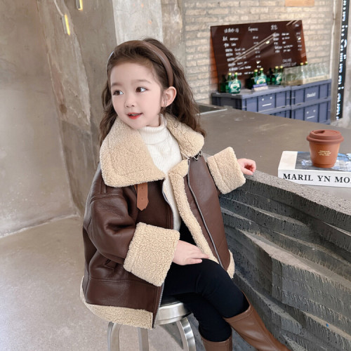 Women's New Thick Leather-Plush Coat with Matching Stylish Bag, Washable Leather, High-End Fashion Leather Jacket