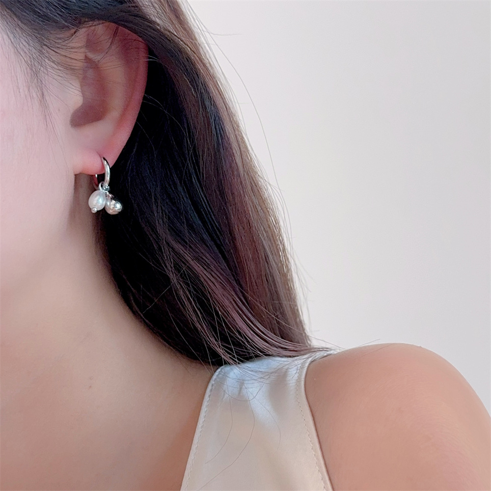 Imitation Pearl, Copper Alloy Material Geometric Pattern 1 Pair Retro Classic Style Geometric Plating Imitation Pearl Copper Alloy Drop Earrings