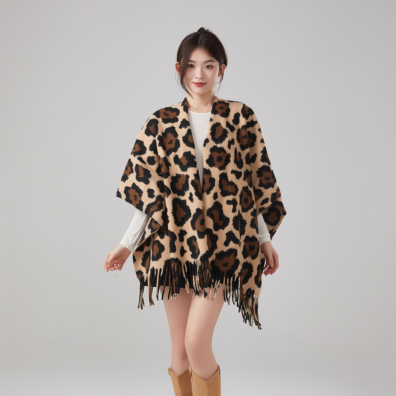 2025 New Retro Leopard Print Tassel Shawl for Women, High-End Autumn and Winter Thickened Warm Faux Cashmere Cape 2025 New Retro Leopard Print Tassel Shawl for Women, High-End Autumn and Winter Thickened Warm Faux Cashmere Cape