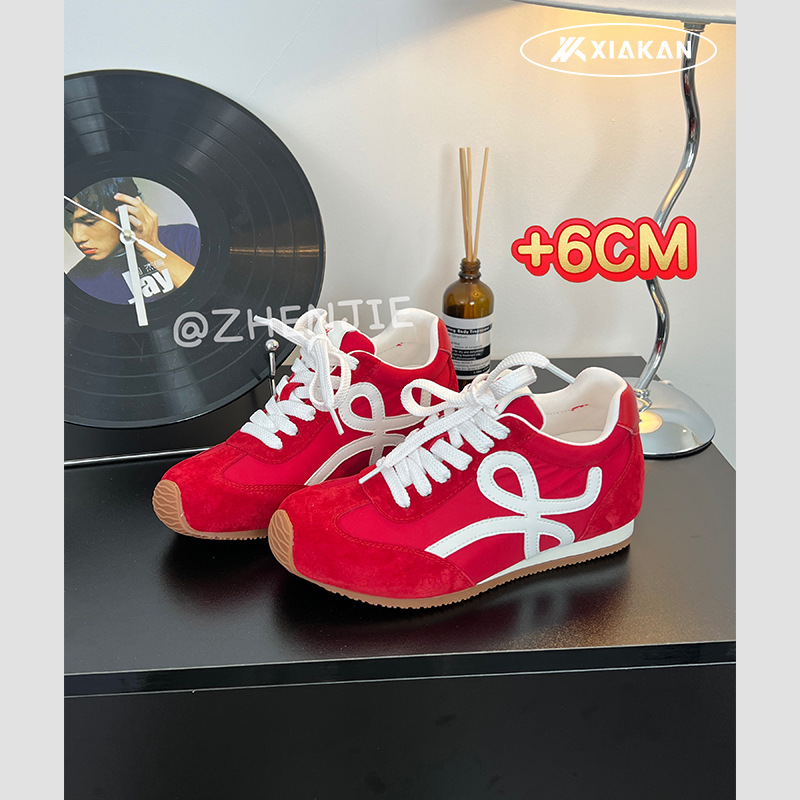 Chaobunan pequeño aumento de altura de 6 cm zapatos de entrenamiento de mujeres 2025 nuevo retro Gump zapatos deportivos ociosos