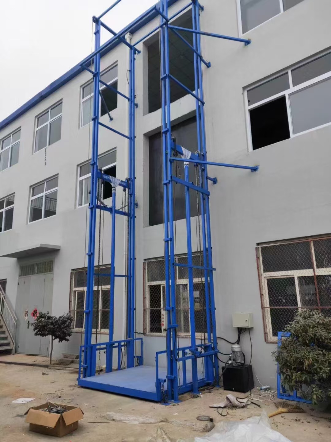 Industrial lifting platform, hydraulic platform, guide rail for lifting equipment, large-tonnage workshop, factory, and cold storage loading and unloading platform, guide rail