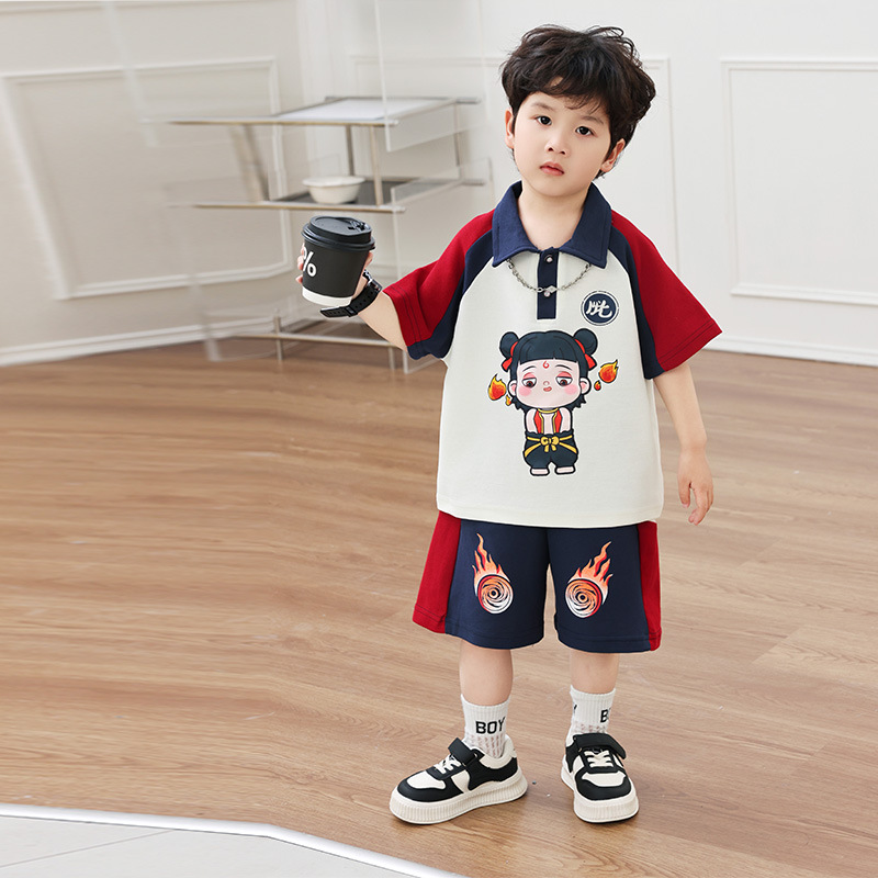 7202 traje de dibujos animados para niños guapos verano manga corta para niños Nezha 2025 nuevos pantalones cortos para bebés camisa POLO marea