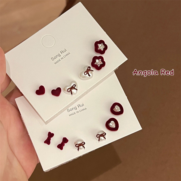 Demi-season earrings with bow