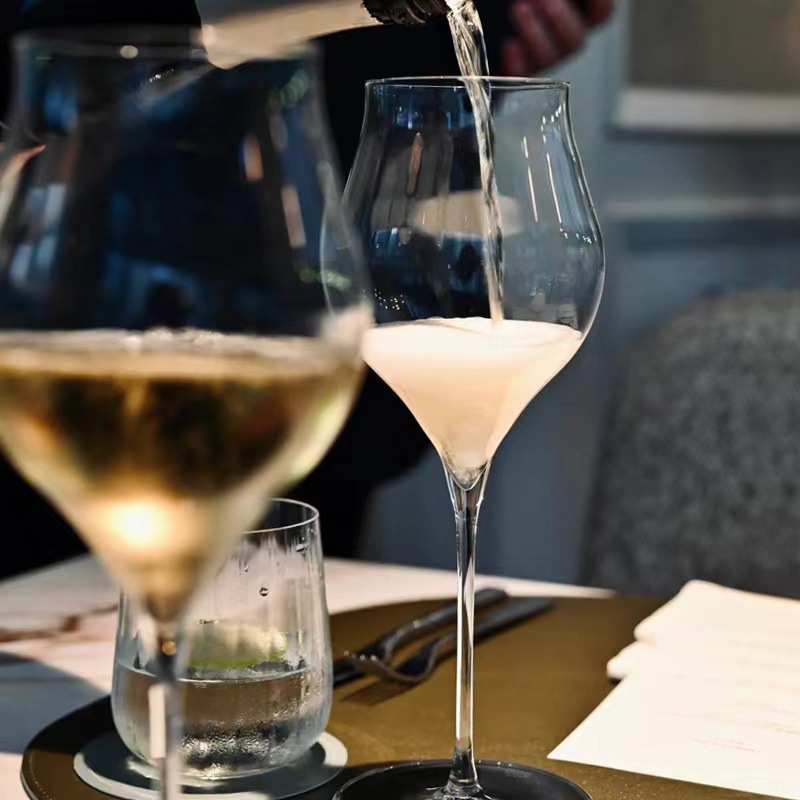 Taza de vino blanco ultra delgada de lujo ligero de alta calidad Riesling burbuja de champán vino dulce vino tinto taza de pie alto
