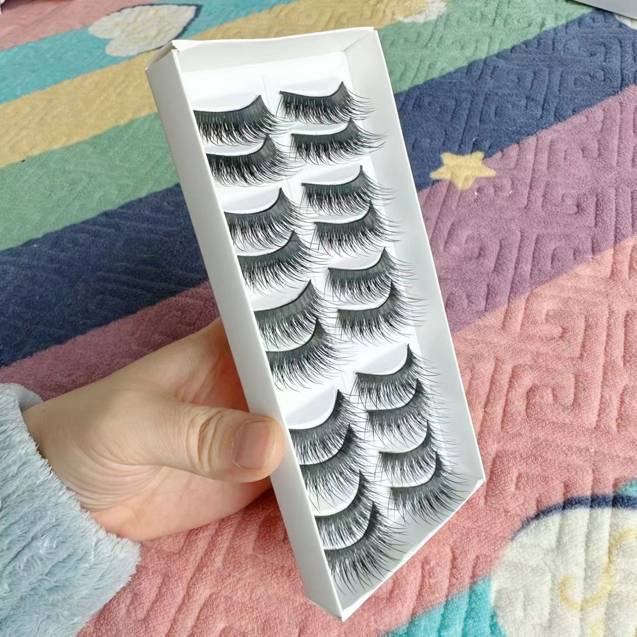 Pestañas postizas, pestañas gruesas, actuación en el escenario, estudiante, maquillador para niños, niña de jardín de infantes latino