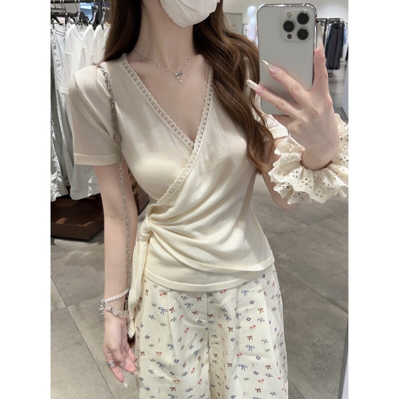 Summer Korean Style Pure Desire Gentle Cross V-Neck Waist Design Fashionable Versatile Knitted Short-Sleeved Top Summer Korean Style Pure Desire Gentle Cross V-Neck Waist Design Fashionable Versatile Knitted Short-Sleeved Top