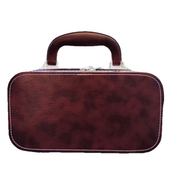 Polyurethane travel gift box for traveling
