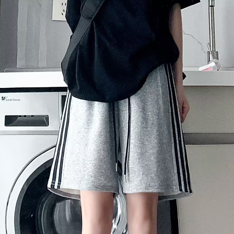 Summer Casual Sports Shorts for Men, Trendy Brand Colorful Three-Bar Large Shorts, Youth Class Uniform, Loose Beach Shorts Summer Casual Sports Shorts for Men, Trendy Brand Colorful Three-Bar Large Shorts, Youth Class Uniform, Loose Beach Shorts