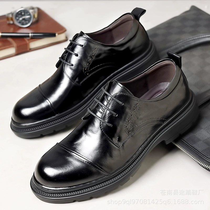 Весенне-осенние деловые кожаные туфли из натуральной телячьей кожи на шнуровке для мужчин 2025 года, модные и универсальные туфли для папы, напрямую от производителя.
