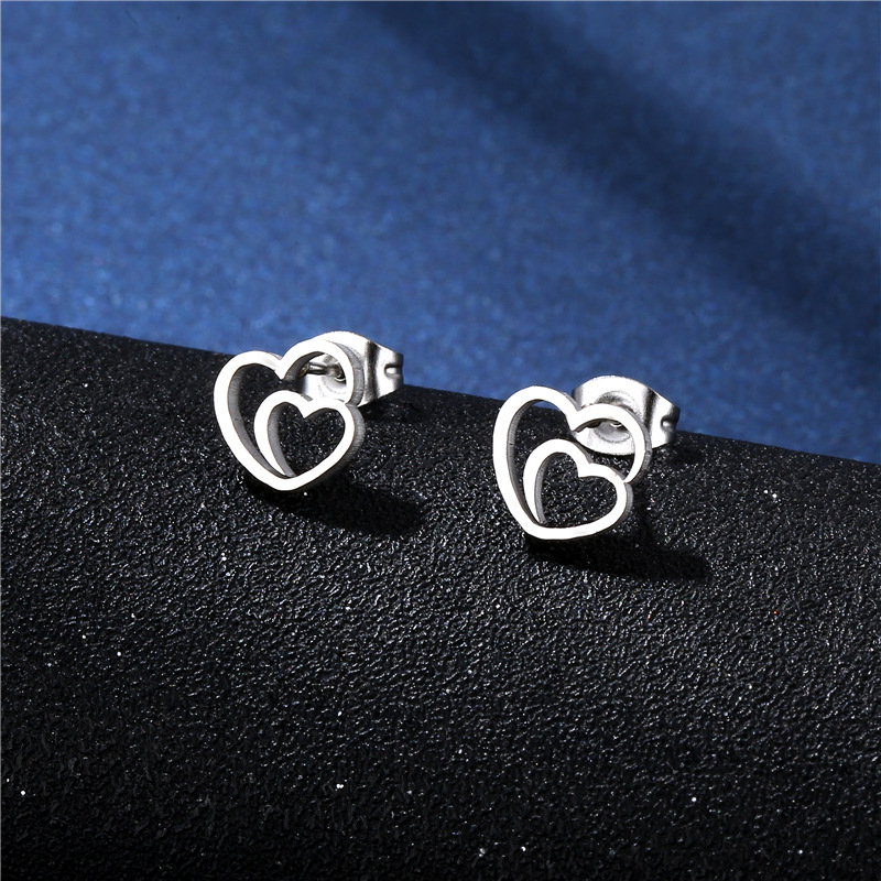 Simple Hollow Heart Stainless Steel Necklace Earring Set Jewelry Wholesale display picture 4