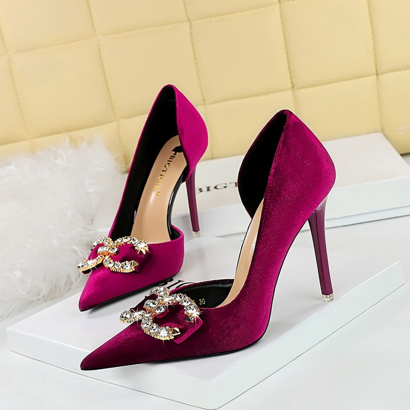 1363-K77 Banquet High Heels, Stiletto Heels, Shallow Mouth, Pointed Toe, Side Cut Out, Thickeneded Suede Rhinestone Buckle Bow Shoes