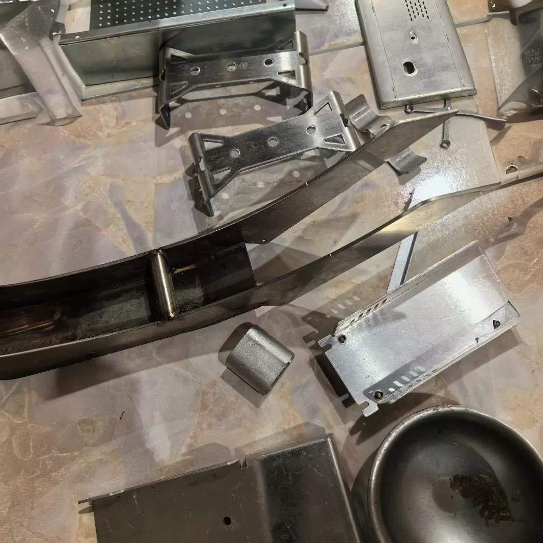 Electronic and electrical shielding cover hardware stamping production and processing mold design and manufacturing Shenzhen source manufacturer
