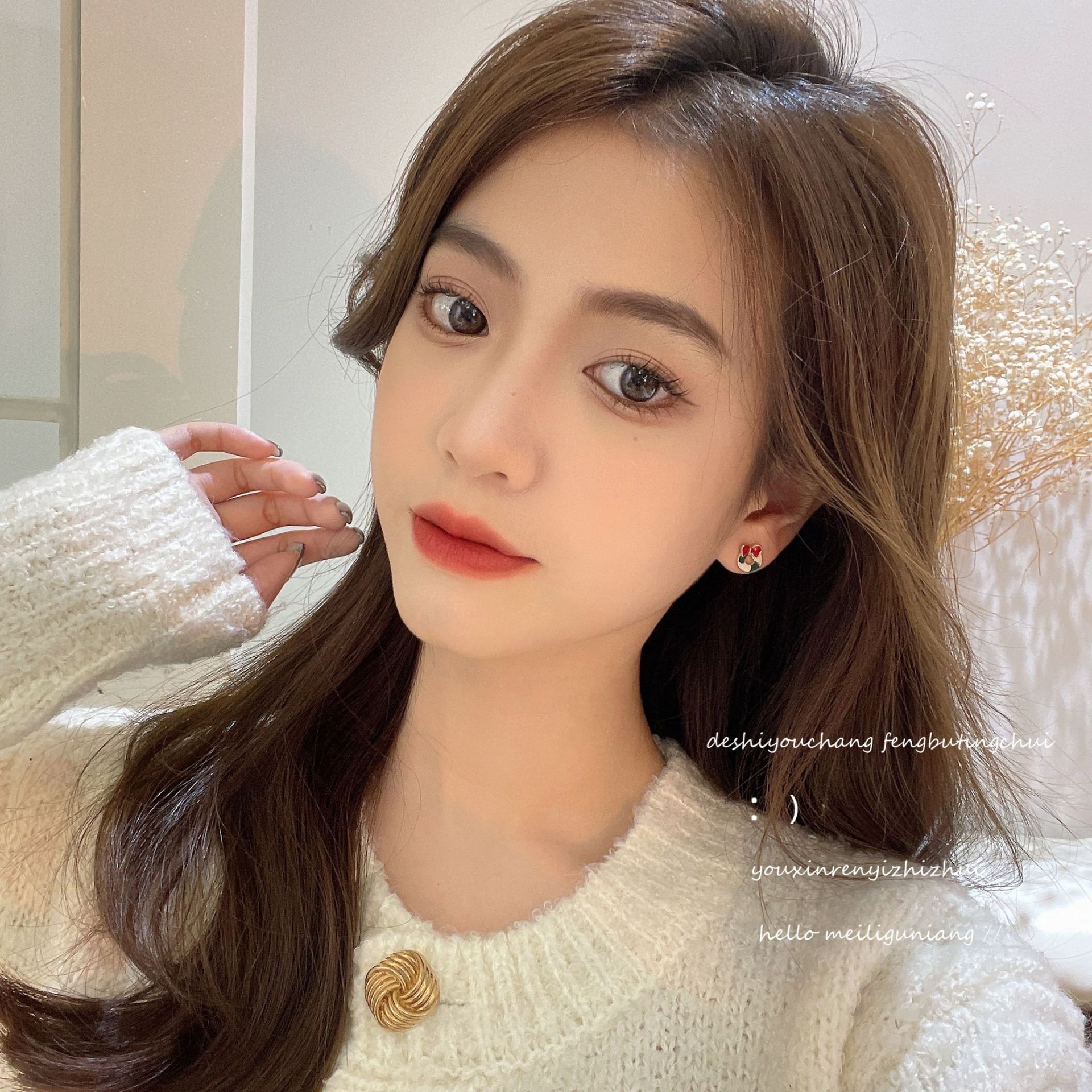 Fashion Santa Claus Christmas Socks Alloy Enamel Womenu0027S Ear Studs 1 Pair