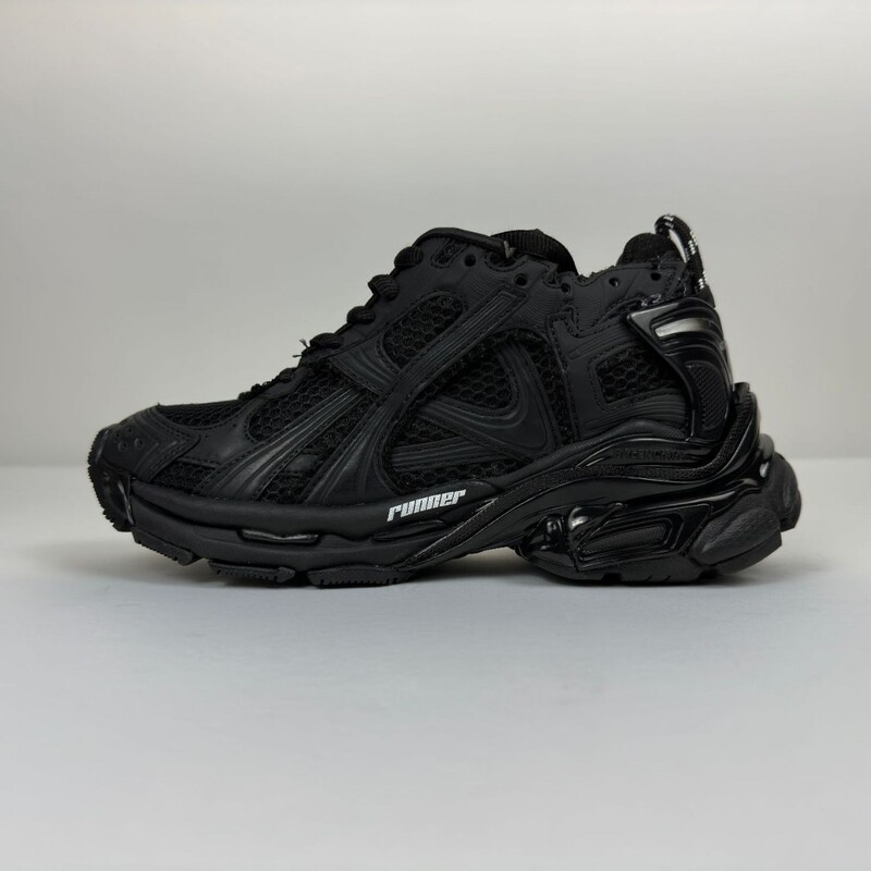 Putian Pure Original B Brand Runner Paris 7.0 Half-Generation Jogging Shoes with Graffiti and Vintage Look, Height-Increasing Unisex Casual Sports Shoes Putian Pure Original B Brand Runner Paris 7.0 Half-Generation Jogging Shoes with Graffiti and Vintage Look, Height-Increasing Unisex Casual Sports Shoes
