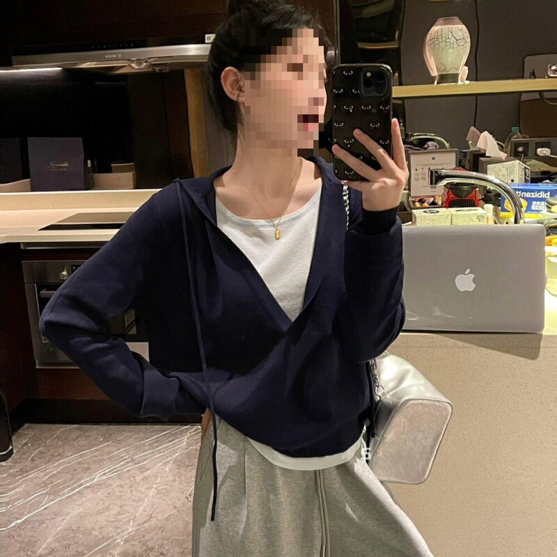 Fake Two-Piece Hooded Striped Knit Sweatshirt for Women, Autumn Thin Loose Lazy Style Short T-Shirt Top Fake Two-Piece Hooded Striped Knit Sweatshirt for Women, Autumn Thin Loose Lazy Style Short T-Shirt Top