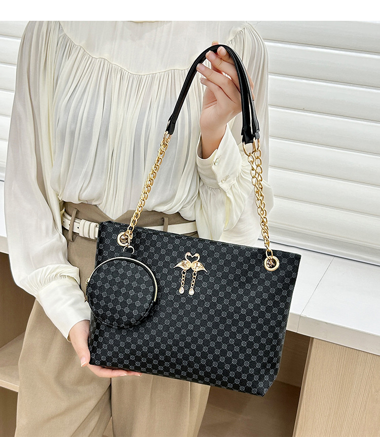 Tote Bag Bags Type Women's Medium Pu Leather Color Block Solid Color Classic Style Streetwear Sewing Thread Square Zipper Tote Bag