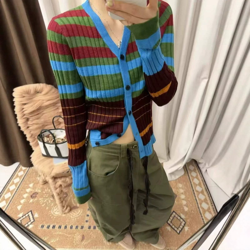 2026 Early Autumn V-Neck Striped Single-Breasted Slim-Fit Long-Sleeve Wool Knit Cardigan Puyuan Source Factory