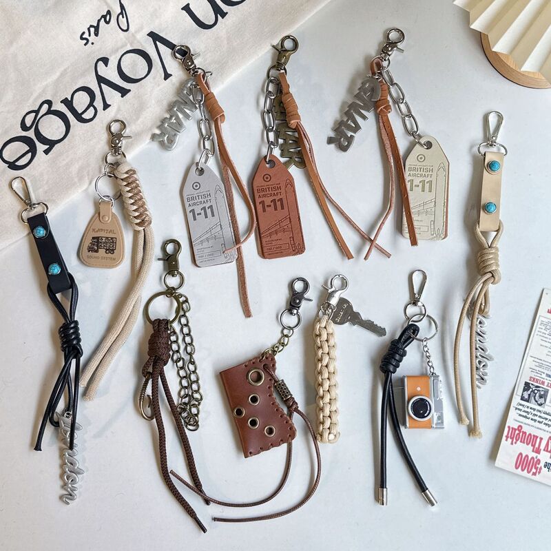 New Trendy Leather Design Pants Chain Keychain Accessory Letter Pendant Lanyard for Women