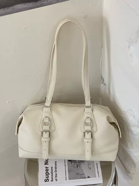 High-end stylish soft leather bowling shoulder bag, trendy niche design, versatile underarm bag, casual and fresh commuter bag