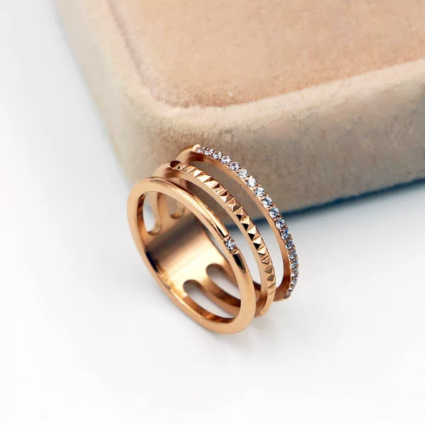 J4-101 Hollow Three-Layer Gear Micro-Set Diamond Rhombus Ring Korean Fashion Trendy Women's Titanium Steel Ring with Diamonds