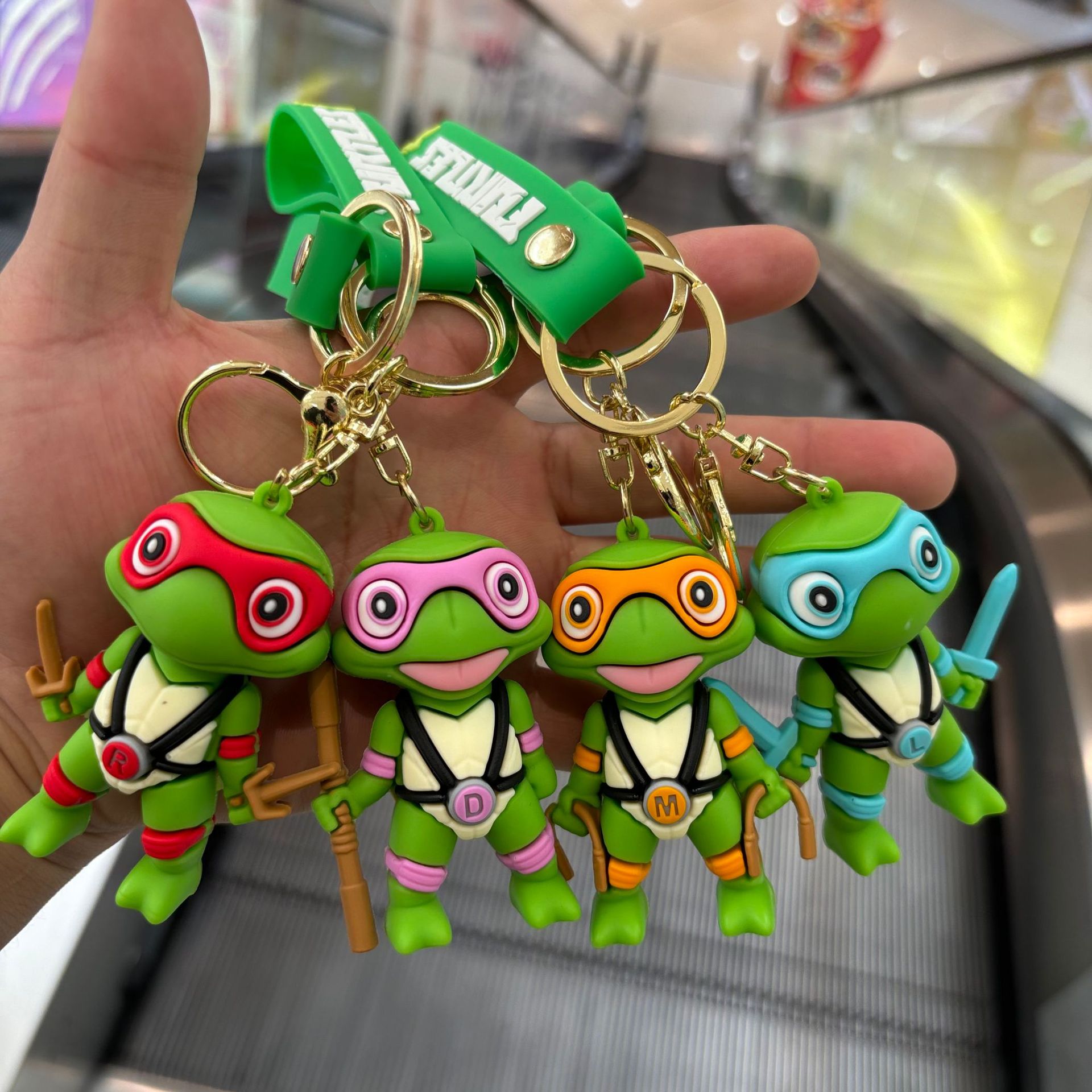 Cartoon ninja tortuga colgante llavero de PVC llavero de goma blanda accesorios bolsos de automóviles pequeños regalos
