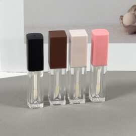 多色盖透明瓶身1.5ml方管唇釉包材注塑色盖方圆管唇釉管厂家批发