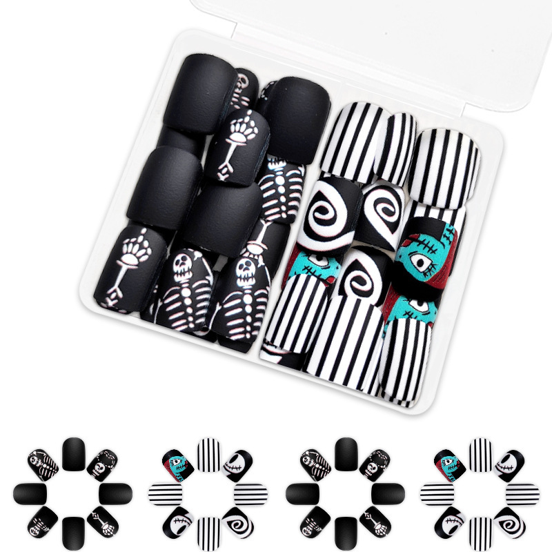 Halloween Short Frosted Fashion Surprise Black and White Stripes Thriller Skull Man Wearing Nail Pieces 48 24 × 2 Halloween Short Frosted Fashion Surprise Black and White Stripes Thriller Skull Man Wearing Nail Pieces 48 24 × 2