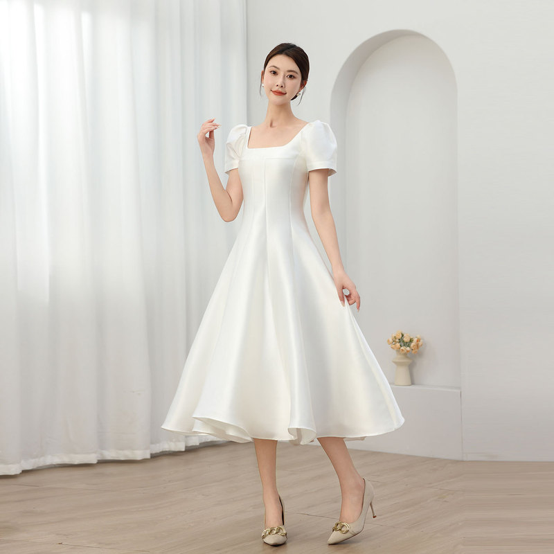 White light wedding dress for women 2026 new model, high-end luxury satin, stunning plus-size engagement dress for plus-size women White light wedding dress for women 2026 new model, high-end luxury satin, stunning plus-size engagement dress for plus-size women