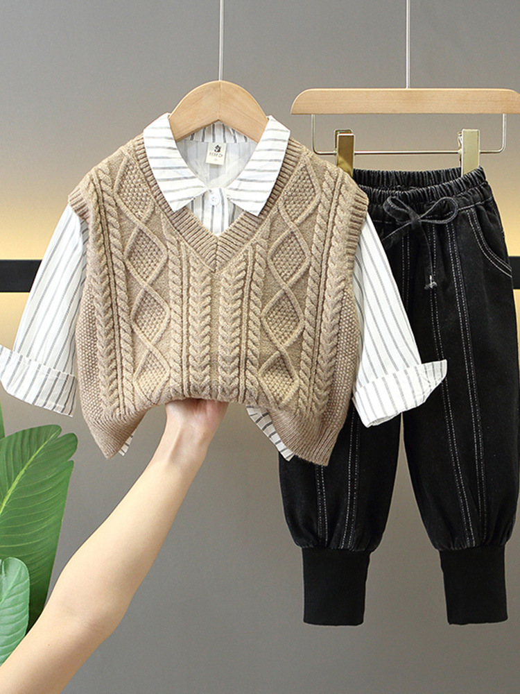 6341 Traje de otoño para niños 2025 Nuevo estilo coreano Chaleco de lana para niños pequeños Camisa de bebé de tres piezas