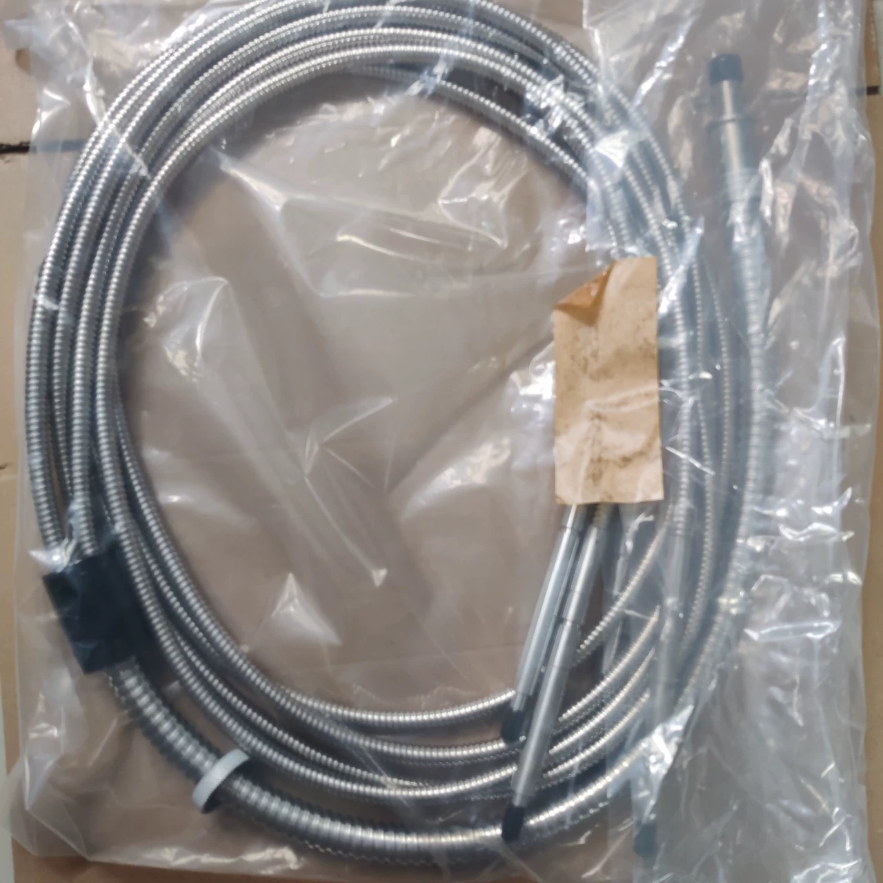 U4B9F260D7.5L100J-157080 кварцевое волокно