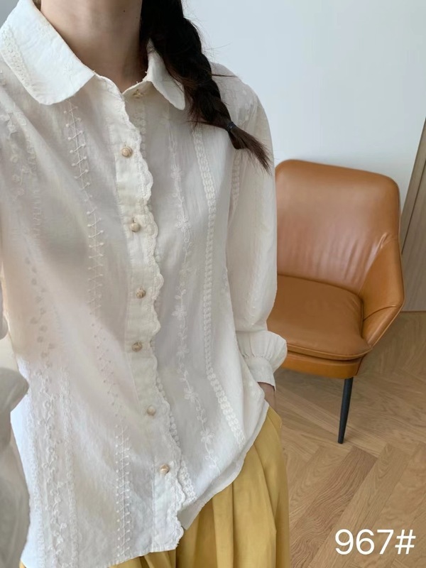 初秋长袖衬衣女25年新款气质文艺清新翻领重工刺绣钩花衬衫ZLG15|undefined