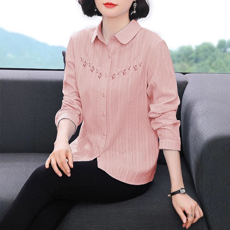 Middle-Aged Mother 2025 New Loose Lapel Long-Sleeved Shirt Women's Summer Half-Sleeved Pullover Splicing Printed Top Middle-Aged Mother 2025 New Loose Lapel Long-Sleeved Shirt Women's Summer Half-Sleeved Pullover Splicing Printed Top