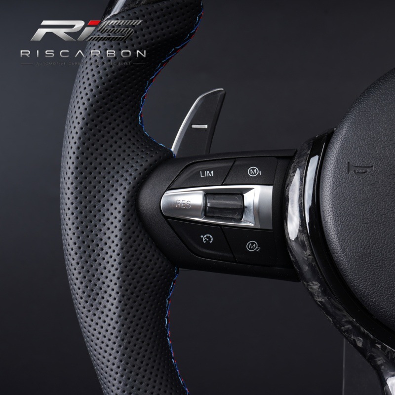 Black forged carbon fiber flat-bottom steering wheel compatible with BMW F30F10F11F15F16F20F25F18
