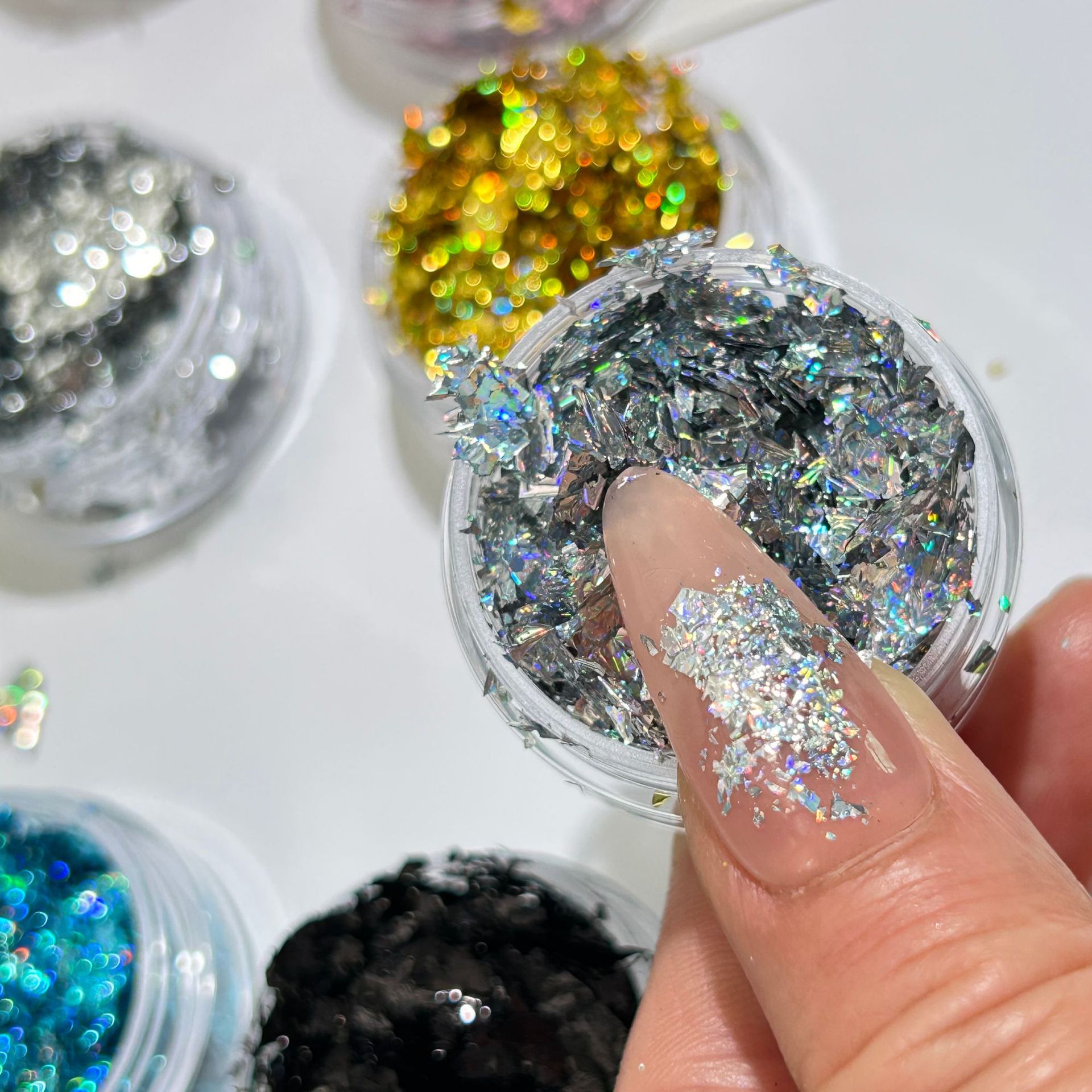 Gold Foil Nail Art Jewelry Gold Foil Fragments Internet Popular Nail Polish Glue Decorative Sticker Sequin E-commerce Cross-border