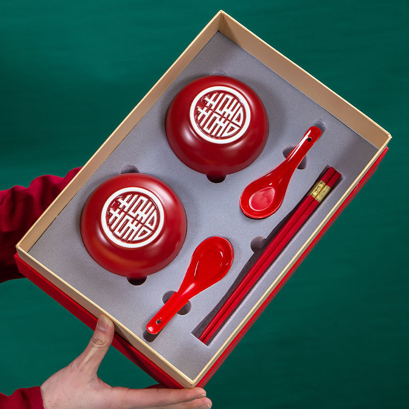Wedding Bowl and Chopstick Set, a Pair of Wedding Bowls in a Gift Box, Red Ceramic for Newlyweds, Festive Dowry Gift for Best Friends, Tableware Wedding Bowl and Chopstick Set, a Pair of Wedding Bowls in a Gift Box, Red Ceramic for Newlyweds, Festive Dowry Gift for Best Friends, Tableware