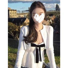 法式甜美一字肩褶皱系带蝴蝶结吊带蕾丝拼接上衣女短款长袖小开衫