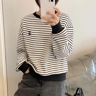 Short Striped Sweatshirt Women's 2024 Spring and Autumn Pullover Loose Round Neck Korean Style Long-sleeved Short Casual Top for Women