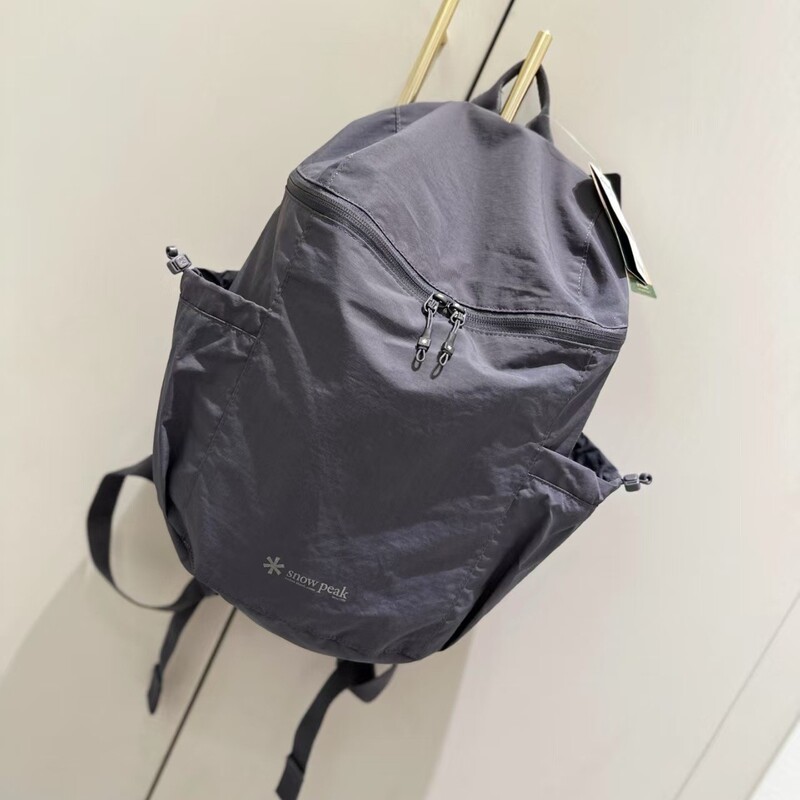 キャンプ新しい軽量男性と女性のアウトドアバックパックミニマリストスタイルナイロンポータブル通勤バックパック日本製|undefined