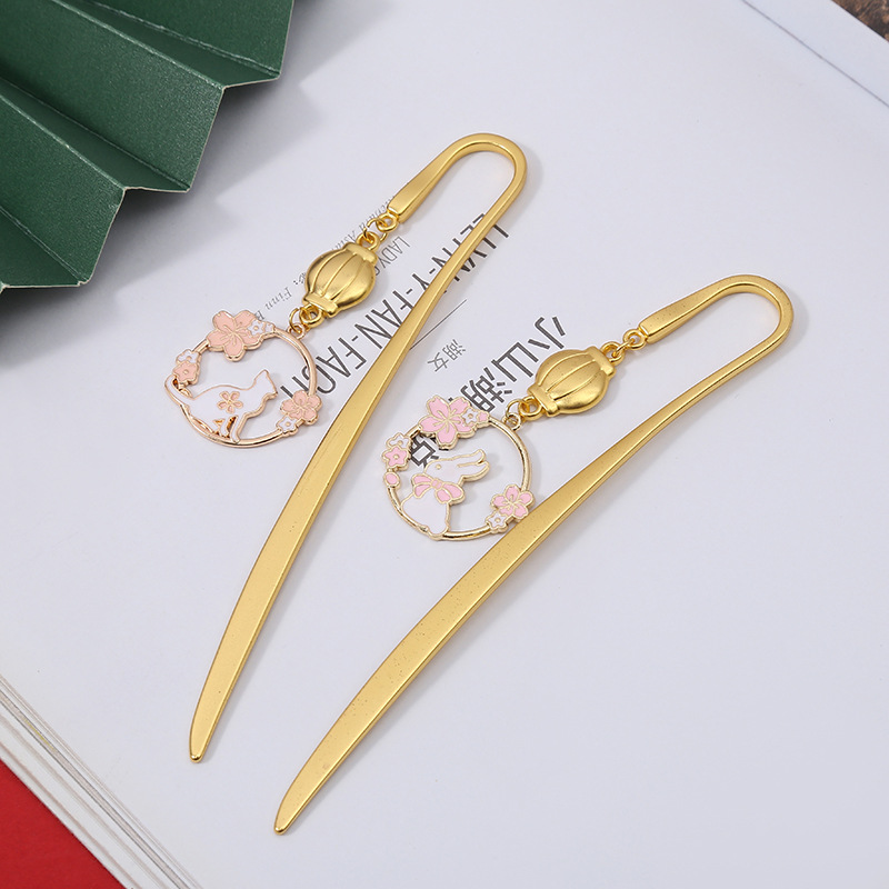 Chinese-style personalized creative artistic metal bookmark cute cherry blossom cat blue flower cat lantern student gift