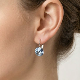 项链;耳钉;耳环