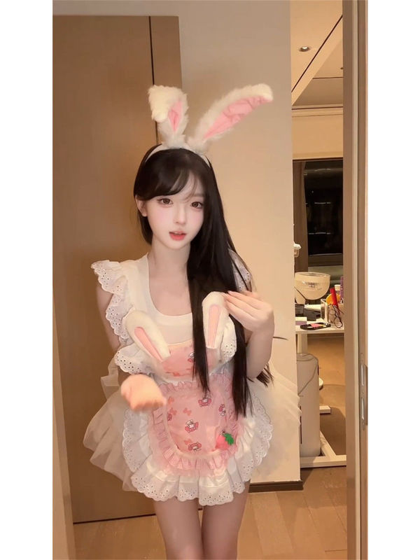 甜美女仆蕾丝飞飞袖上衣兔耳草莓围裙蓬蓬短裙夏季新款显瘦套装女|undefined