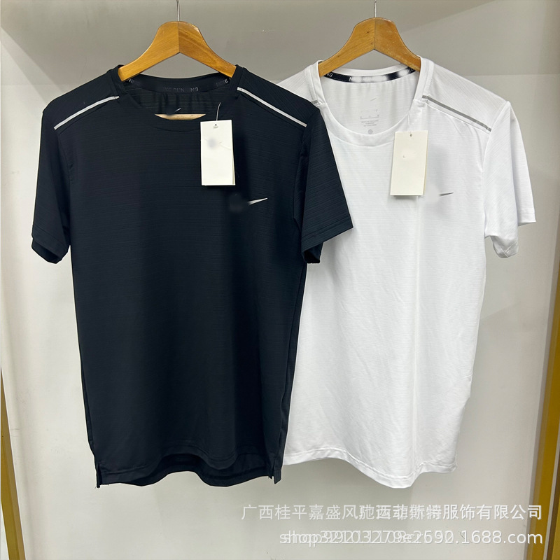 Wholesale Sports Suits for Men, Breathable, Quick-Drying, Casual T-Shirts, Short-Sleeved Shorts, Track and Field Training, Running Fitness Clothes, Reflective