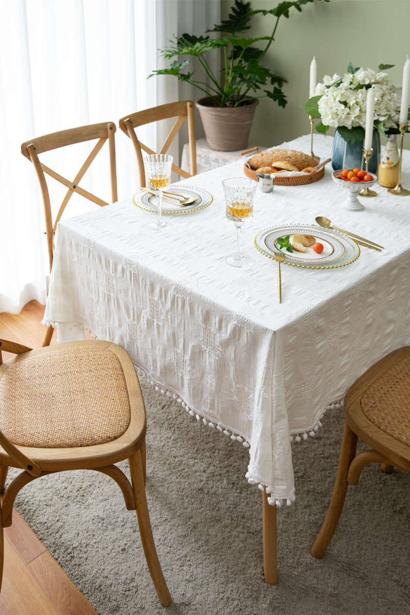 French Romantic Cotton Cut Flower White Pom-Pom Tablecloth Rectangular Coffee Dining Cloth Table Cover_voghion.com