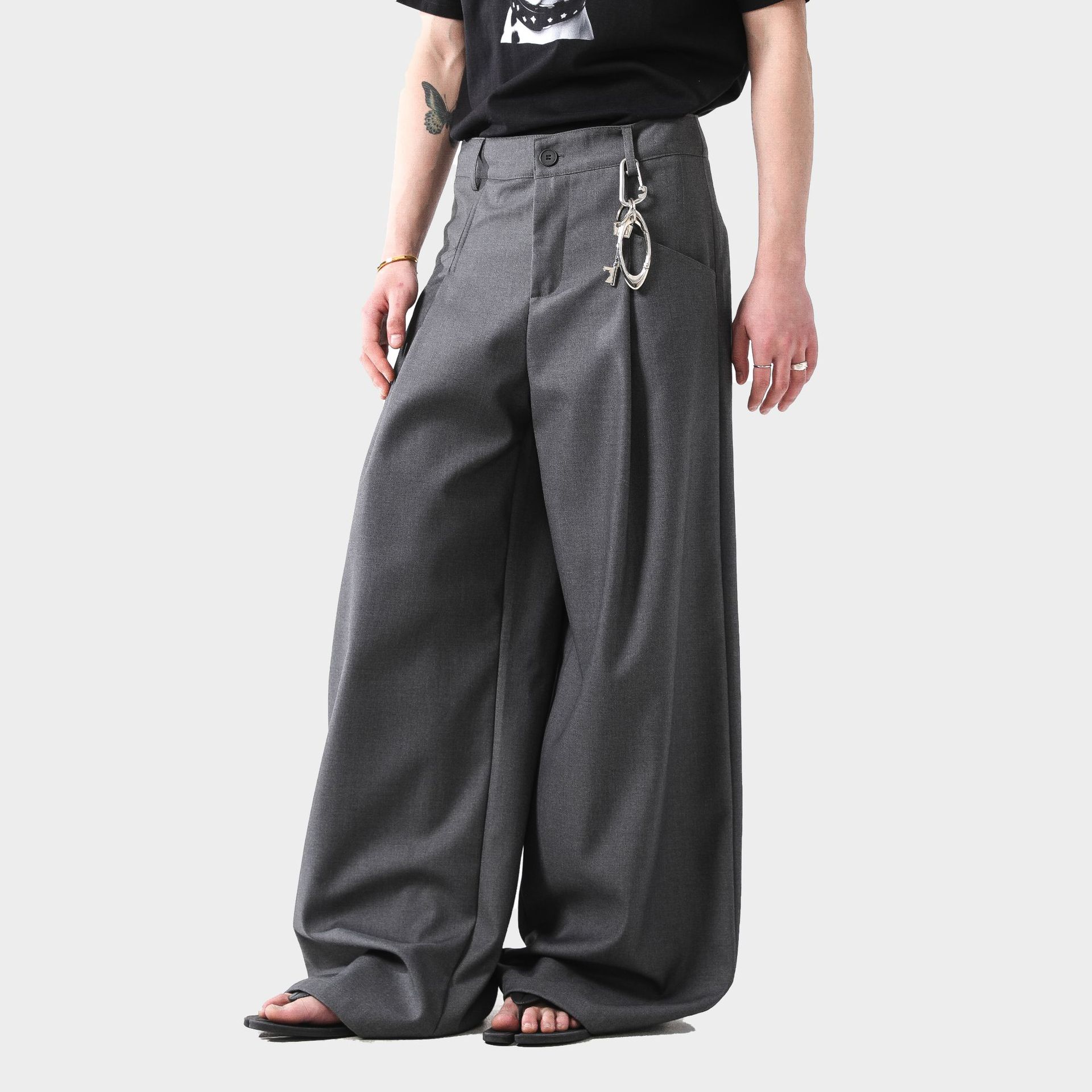 Spring and summer new American style high-end pleated design casual trousers fashion straight gray wide trousers