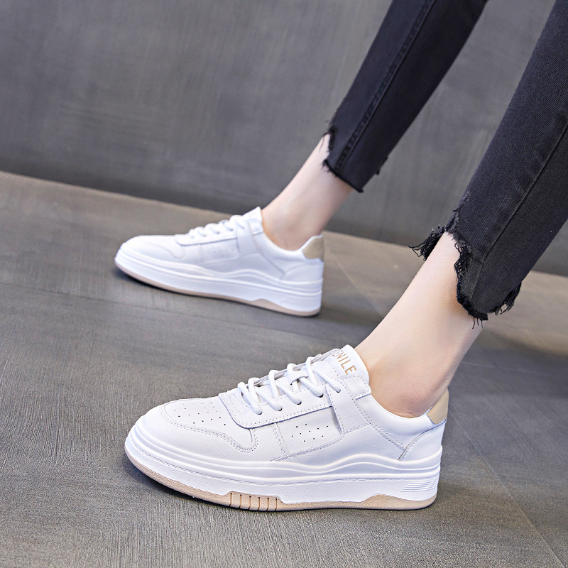 Sneakers 2023 spring new white shoes casual flat single shoes versatile internet celebrity shoes plus size women's shoes 40-43