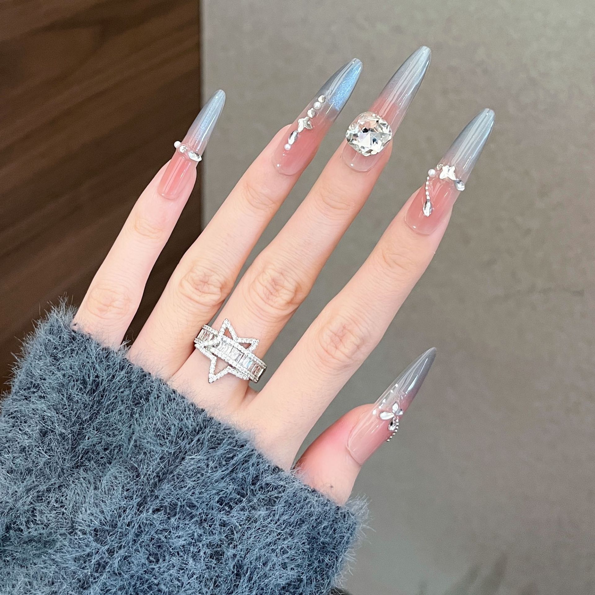Malla de uñas de uñas de ojos de gato hecha a mano