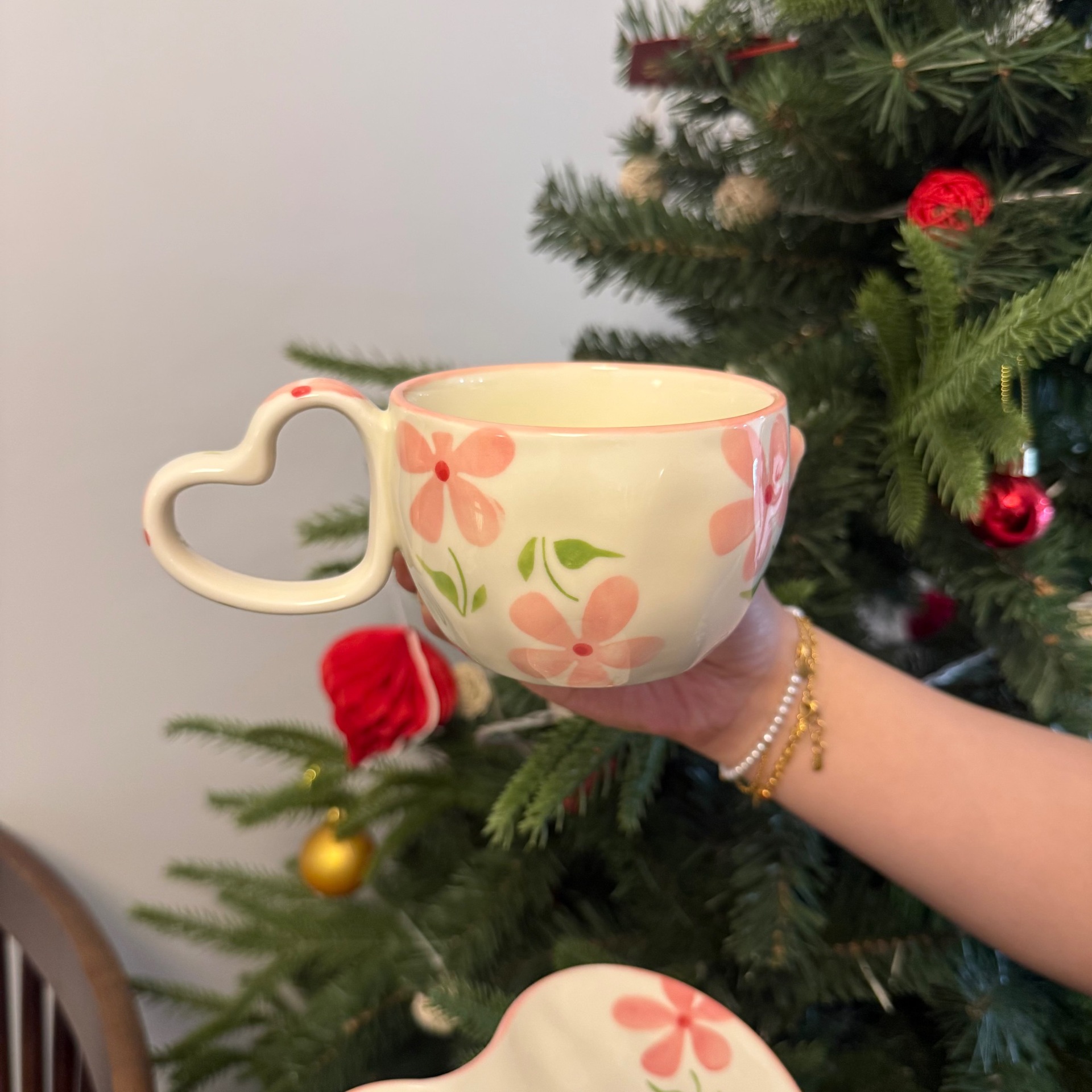 Estilo coreano inswind mano mano amor taza de café plato taza de cerámica dibujada a mano taza de desayuno exclusiva transfronteriza