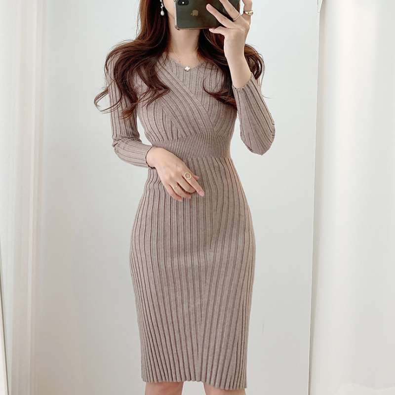 Early Autumn New Style Korean Ins Retro Knitted Dress Slimming Long-Sleeved Hip-Hugging Dress Early Autumn New Style Korean Ins Retro Knitted Dress Slimming Long-Sleeved Hip-Hugging Dress